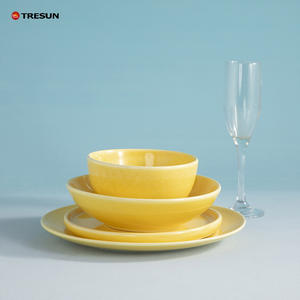 Juego de Vajilla Rústica Nórdica Clásica de Porcelana Esmaltada en Color Amarillo con Plato para Frutas y Tazón para Arroz con Bordes Creativos, <span class=keywords><strong>Regalo</strong></span> Empresarial - Product Image 5