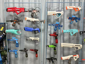Venta al por mayor de juguete al aire libre potente automático de disparo continuo recargable pistola de chorro de luz pistola de agua eléctrica para la playa de vacaciones - Product Image 6