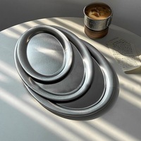 Koreaanse stijl roestvrijstalen serveerschaal, moderne ovale dessertbord voor café, cake, snack, fruitpresentatie, commercieel serviesgoed