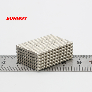 Imán magnético de neodimio N35 N52 <span class=keywords><strong>Magnes</strong></span> Aimant fuerte redondo neodimio Ndfeb tierras raras fino pequeño Mini imán de disco de tamaño pequeño - Product Image 1