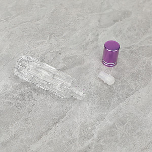 Botella de vidrio con roll-on para aceite esencial de melón amargo, 10 ml, cilindro portátil para muestras con bolas de acero, superficie transparente, envase cosmético - Product Image 3