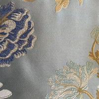 Tissu en soie jacquard brodé au toucher doux