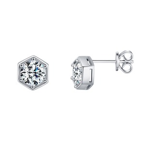 Venta al por Mayor de Hermosos Pendientes de Diamantes Moissanite con Corte Ovalado para Bodas y Compromisos, Disponibles a un Precio Razonable - Product Image 6