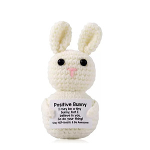 Positieve Energie Handgemaakte Gehaakte Zegel Nieuwe Cartoon Kaart-Houdende Serie Inspirerende Dieren Garen Poppen Decoratieve Objecten - Product Image 3