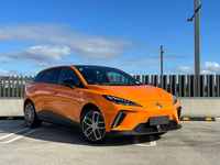 MG4 MG Mulan Véhicule électrique 425 kilomètres Véhicule de luxe à énergie nouvelle Vitres électriques panoramiques à 360 degrés MG4 Véhicule électrique