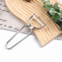Vente en gros d'outils de cuisine personnalisés pour la maison, ustensiles en acier inoxydable, gadgets pour pommes de terre, trancheuse à légumes professionnelle, éplucheur