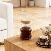 Gobelet à paille en verre personnalisé avec un design moderne, compatible lave-vaisselle et micro-ondes, pour adultes, vente en gros