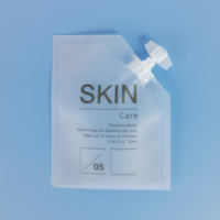 Capuchon en plastique à haute barrière de 5 ml pour sachet d'emballage de shampoing et de lessive avec impression en gravure, MOQ 500 pour