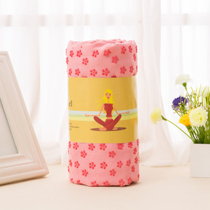 Toalla de yoga Jielaimei de 61x183 cm con diseño de flores rosas antideslizante para fitness y modelado corporal - Product Image 1