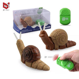 Jouet escargot électrique en plastique télécommandé infrarouge avec fonction 'Suivez-moi', portée de 10 m, autonomie de 20 minutes, prêt à l'emploi - Product Image 3