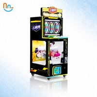 Joy2fun Nouvelle Machine à Poupées Classique Populaire Personnalisable, Jeux à Monnayeur avec Peluches, Jeu de Grue, Porte-clés
