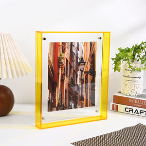 Cadre flottant en acrylique écologique Cadre photo rectangulaire transparent double face Affiche de table Décoration murale - Product Image 1