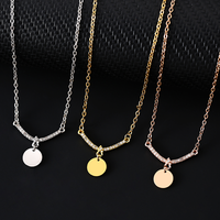 Ywyougang Collier barre en V scintillant avec zircone cubique, pendentif cercle vierge gravable, bijoux délicats empilables pour femmes