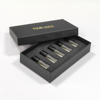 Boîte à parfum en papier rigide avec insert en mousse, couvercle et base imprimés avec logo personnalisé, boîte d'emballage de parfum pour promotion et cadeaux