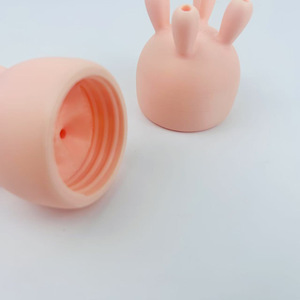 Divertida tapa de botella de leche con pajita abatible de plástico, diseño bonito para viajes, campamentos, accesorio unisex de 3,9 cm y 1,5 pulgadas. - Product Image 3