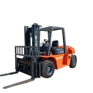 Famous Brand Used Large HELI CPCD70 7ton Diesel Hydraulic Forklift with Solid Tire and Two Stage Mast Price - Product Image 1