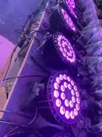 Projecteur LED Par 18x18W 6-en-1 en aluminium moulé sous pression, plat, pour DJ, discothèque, effets de lumière de scène