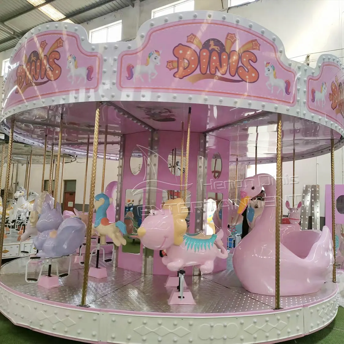 Carrusel comercial de estilo rosa para niños, carrusel de caballos para montar