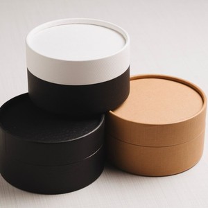 Caja de Cartón Biodegradable Roja de Alta Gama Personalizada, Caja de Embalaje Cilíndrica para Pasteles de Grado Alimenticio, Tubo de Papel Kraft de Lujo para Pasteles - Product Image 2