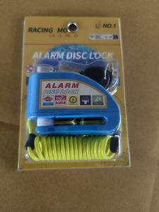 Stationnez en toute tranquillité d'esprit. Le cadenas de frein <span class=keywords><strong>à</strong></span> disque ultime, étanche et <span class=keywords><strong>à</strong></span> détection de vibrations. - Product Image 5