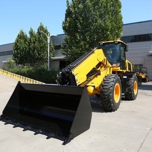 ذراع دفع تلسكوبي 8 طن <span class=keywords><strong>Skid</strong></span> 4x4 محرك عجلة يصل إلى مدى طويل لـ our 2 طن حمولة - Product Image 2