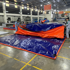 Bâche en PE bleue haute résistance 200GSM Haute durabilité Grande capacité Couverture résistante à l'eau pour la protection des toits industriels et agricoles - Product Image 1