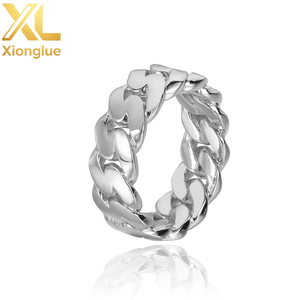 Bague Hip Hop unisexe en cuivre plaqué or 18 carats avec pierre en zircon - Product Image 3