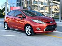 Auto Usado Barato, Ford Fiesta Hatchback de Segunda Mano, 1.5L 4AT LHD 110HP Diseño Deportivo, 6 Airbags, Auto Usado Confiable para Exportación