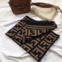 Nouveau design de hijab de luxe pour femmes, automne-hiver, laine filée, double face, épaissi, chaud, imprimé rouge, écharpe tendance
