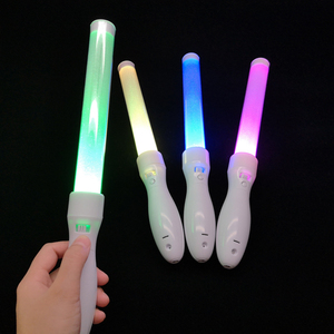 Xu hướng sản phẩm 2025 New arrivals pin có thể thay thế DMX điều khiển 15 <span class=keywords><strong>LED</strong></span> màu sắc cầm tay Stick ánh sáng RGB - Product Image 6