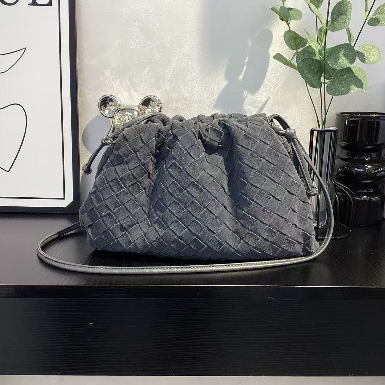 L-Gris foncé
