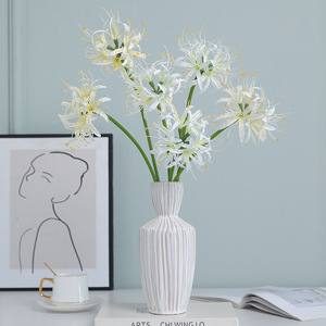ดอกลิลลี่ใยไหมรุยลิซิสีแดงสด ดอกเดี่ยว สำหรับตกแต่งบ้านและโรงแรม - Product Image 2