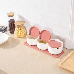 Juego de recipientes de plástico <span class=keywords><strong>para</strong></span> <span class=keywords><strong>condimentos</strong></span> de forma redonda de 3 piezas, caja de <span class=keywords><strong>condimentos</strong></span> de cocina <span class=keywords><strong>para</strong></span> <span class=keywords><strong>cocinar</strong></span> - Product Image 3