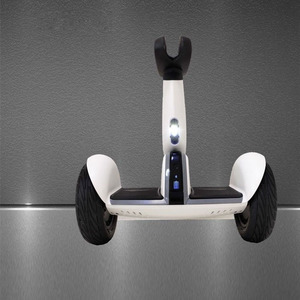 Trottinette auto-équilibrante XP Ninebot S PLUS Edition à deux roues intelligente avec suivi radar et télécommande 15-25 km/h pour adultes - Product Image 4