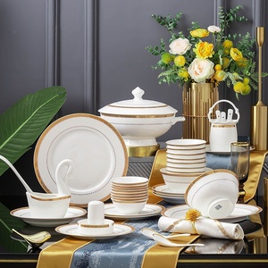 Service de table en céramique de Jingdezhen, comprenant des bols et assiettes en porcelaine fine Phnom Penh, des bols domestiques et des baguettes, idéal pour la table d'hôtel et comme cadeau - Product Image 6