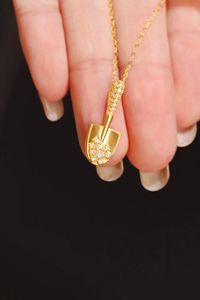 Xinfly Au750 - Colgante de Oro Real con Moissanita, Joyería de Moda para Mujer, con Cadena de Plata Gratis para Regalo o Fiesta - Product Image 5