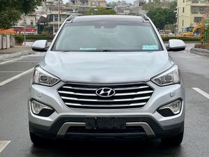 <span class=keywords><strong>Genesis</strong></span> 2013 de Segunda Mano, 3.0L, 6 Plazas, 4x4, Edición Flagship, SUV, Gasolina, Automático de 6 Velocidades, Euro V, Volante a la Izquierda - Product Image 2