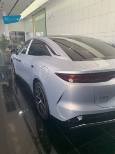 BYD <span class=keywords><strong>Han</strong></span> <span class=keywords><strong>L</strong></span> EV 2025 Versione Intelligent Driving 701KM Lidar Flagship Pure Electric con Guida a Sinistra in Vendita Auto Usate - Product Image 5