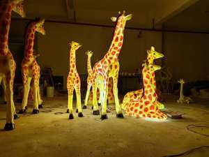 Luz LED de resina transparente IP65 personalizada con forma de ciervo para festivales al aire libre, decoración de césped, calle y jardín, Año Nuevo, Ramadán - Product Image 1