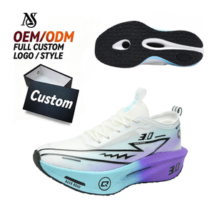 Chaussures de course pour hommes, nouveau style, respirantes, à semelle souple, en maille dégradée, légères, décontractées, pour la marche, vente en gros - Product Image 1