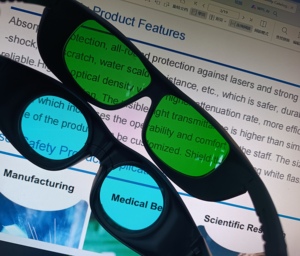 نظارات أمان بالليزر 680-1100nm OD7 + لـ 755 نانومتر 808 نانومتر 940 نانومتر 1064 نانومتر نظارة حماية العين بالليزر IR - Product Image 4