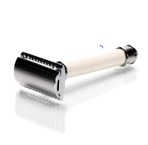 คุณภาพที่เหนือกว่าคู่ขอบความปลอดภัยมีดโกน - Product Image 1