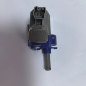 Interruptor de Embrague para Mazda Besturn BP4K6649YA 1S7995, Nuevo Repuesto de Interruptor Automático - Product Image 2