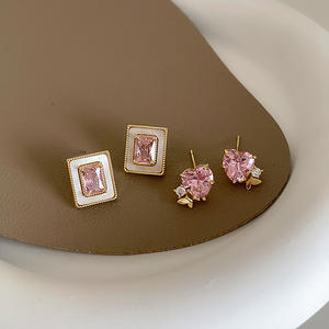 2025 été 18k plaqué or mignon concepteur rose cubique zircone étoile boucles d'oreilles pour les femmes - Product Image 1