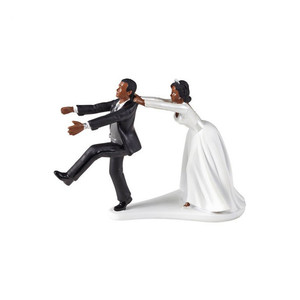 Figurines de mariage en polyrésine, ombrée, pour décoration de gâteau, cadeau Souvenir de mariage, couleur personnalisée, vente en gros - Product Image 1