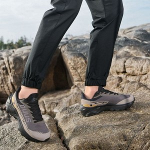 Chaussures de course et de randonnée pour hommes, personnalisées en usine, nouvelle mode, amortissantes, respirantes, en maille, avec éclairage - Product Image 3