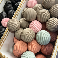 Kit de yoga tout-en-un avec logo personnalisé : Tapis de yoga, équipement de Pilates, haltères en silicone, bande de résistance, bloc de yoga, mini-ballon, anneau de Pilates