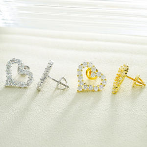 गर्म बिक्री s925 स्टर्लिंग चांदी मोइससानाइट दिल राउंड स्टड इयररिंग्स दैनिक पहनने के लिए न्यूनतम सरल शैली थोक गहने - Product Image 4