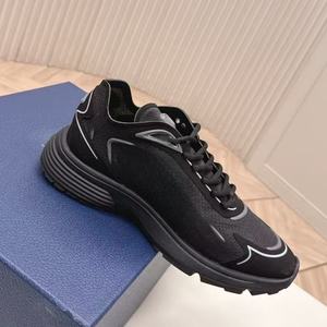 Chaussures de sport classiques pour hommes et femmes - Tige en maille et tissu de haute qualité - Style de créateur de luxe - Chaussures de sport décontractées à la mode - Product Image 4