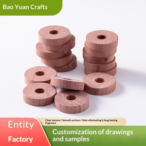 Anneau circulaire en bois de cèdre et bloc de cèdre rouge naturel personnalisé 4,0x0,85CM, emballage personnalisé, vente en gros directe usine Chine - Product Image 2